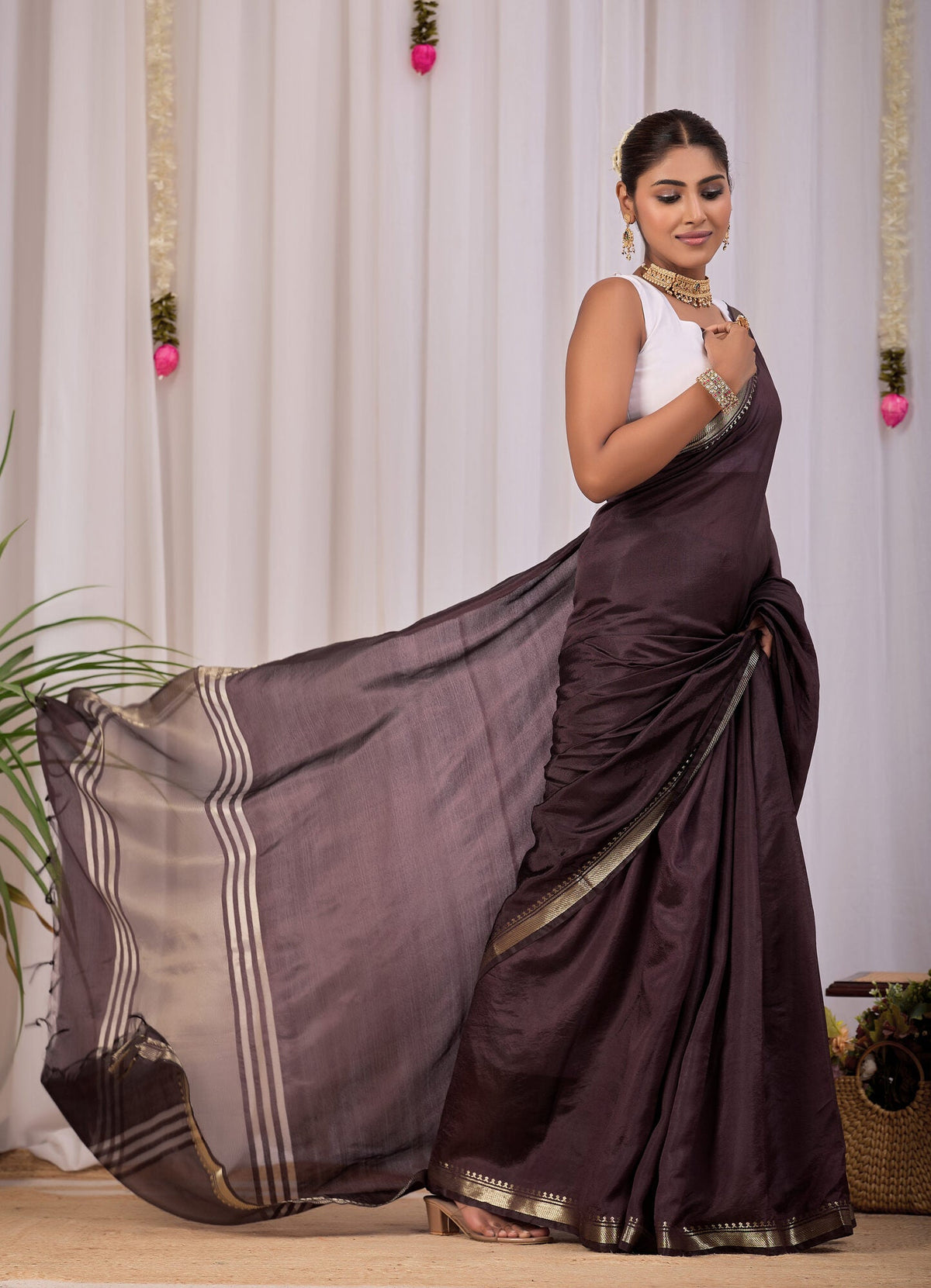 Bhumi Coffee Brown Banana Silk Saree — side view